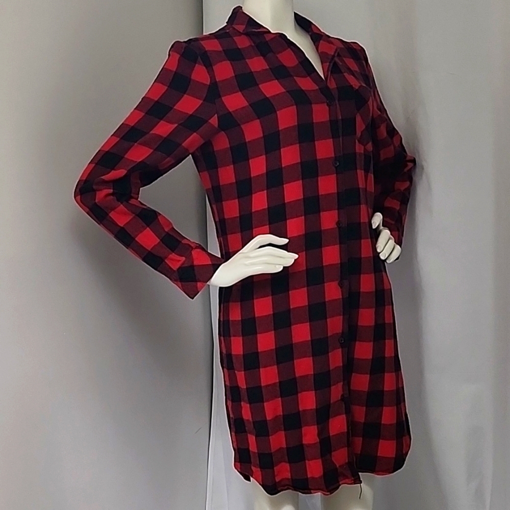 NWOT Long plaid shirt